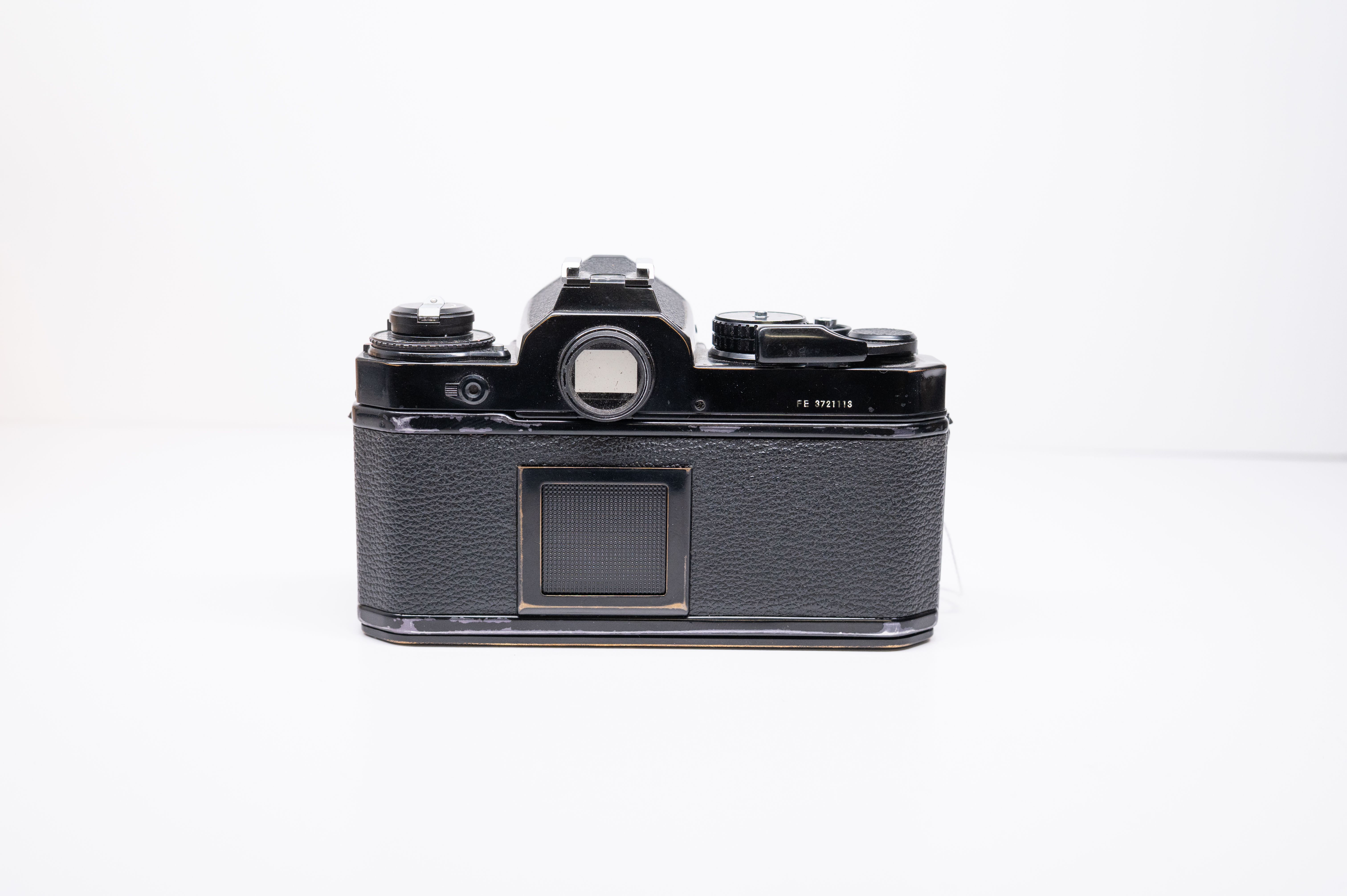 Nikon FE Body + Nikkor 50mm f/2.0 + Originele Doos Occasion *722*