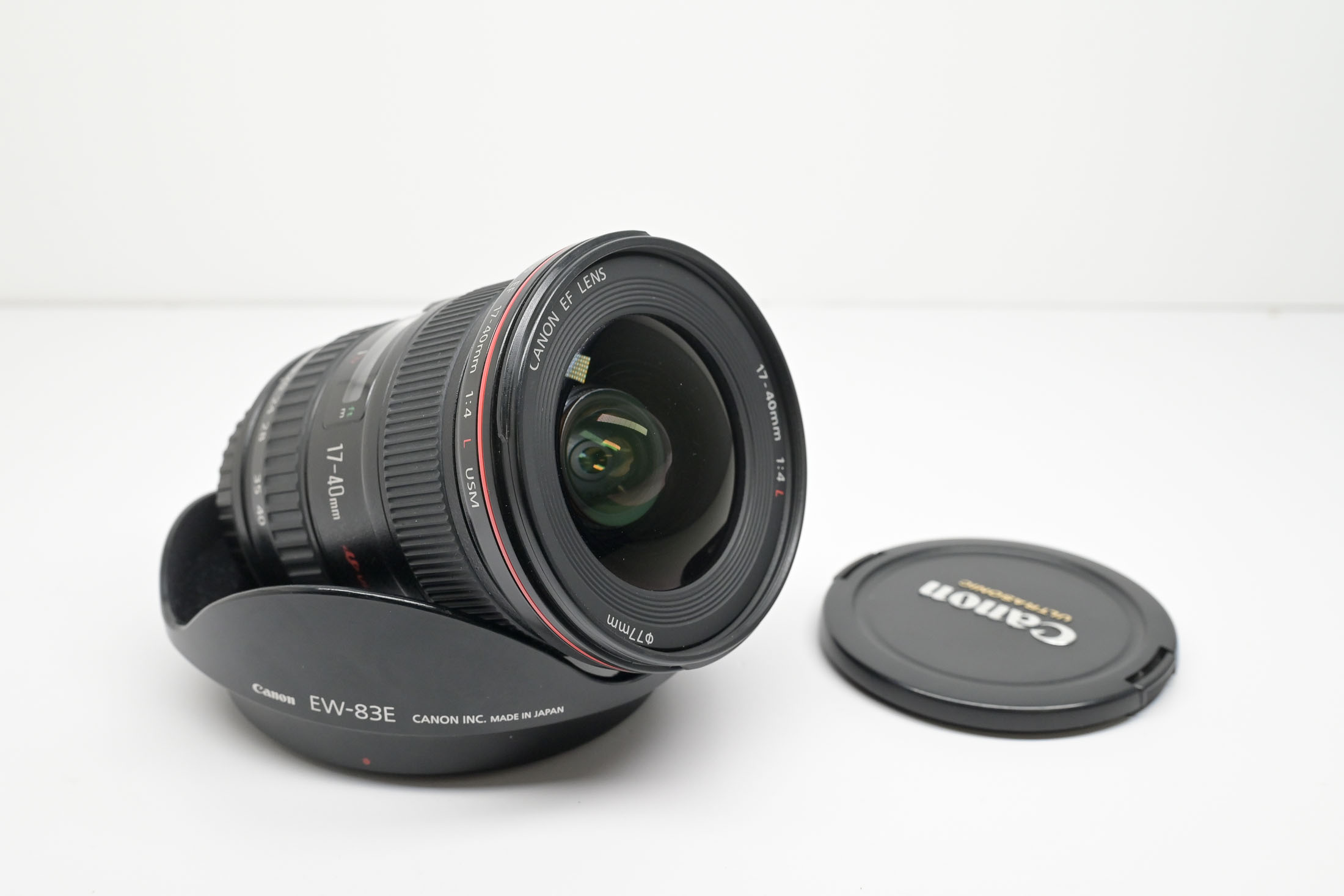 Occ. Canon EF 17-40 mm F4.0