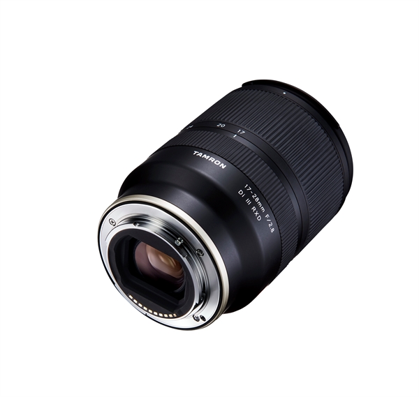 Tamron 17-28mm f/2.8 Di III RXD Sony FE-mount