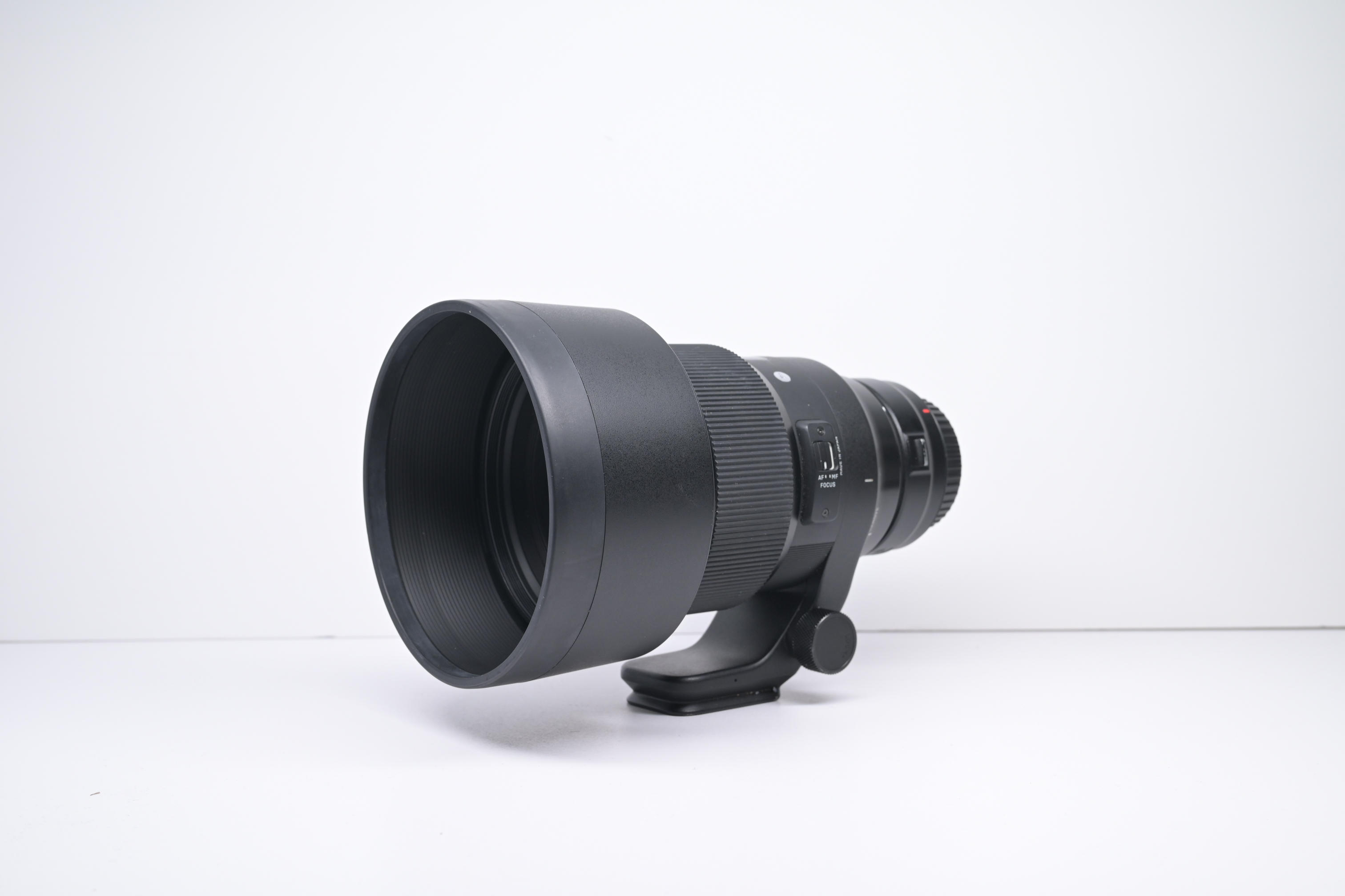 Occasion Sigma 105mm f/1.4 DG HSM Art (Canon EF) + EF-RF Adapter 