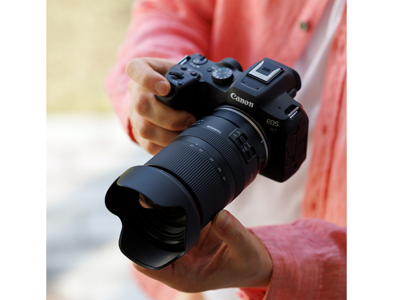 Tamron 17-70mm f/2.8 Di III-A VC RXD Canon RF-mount Objectief
