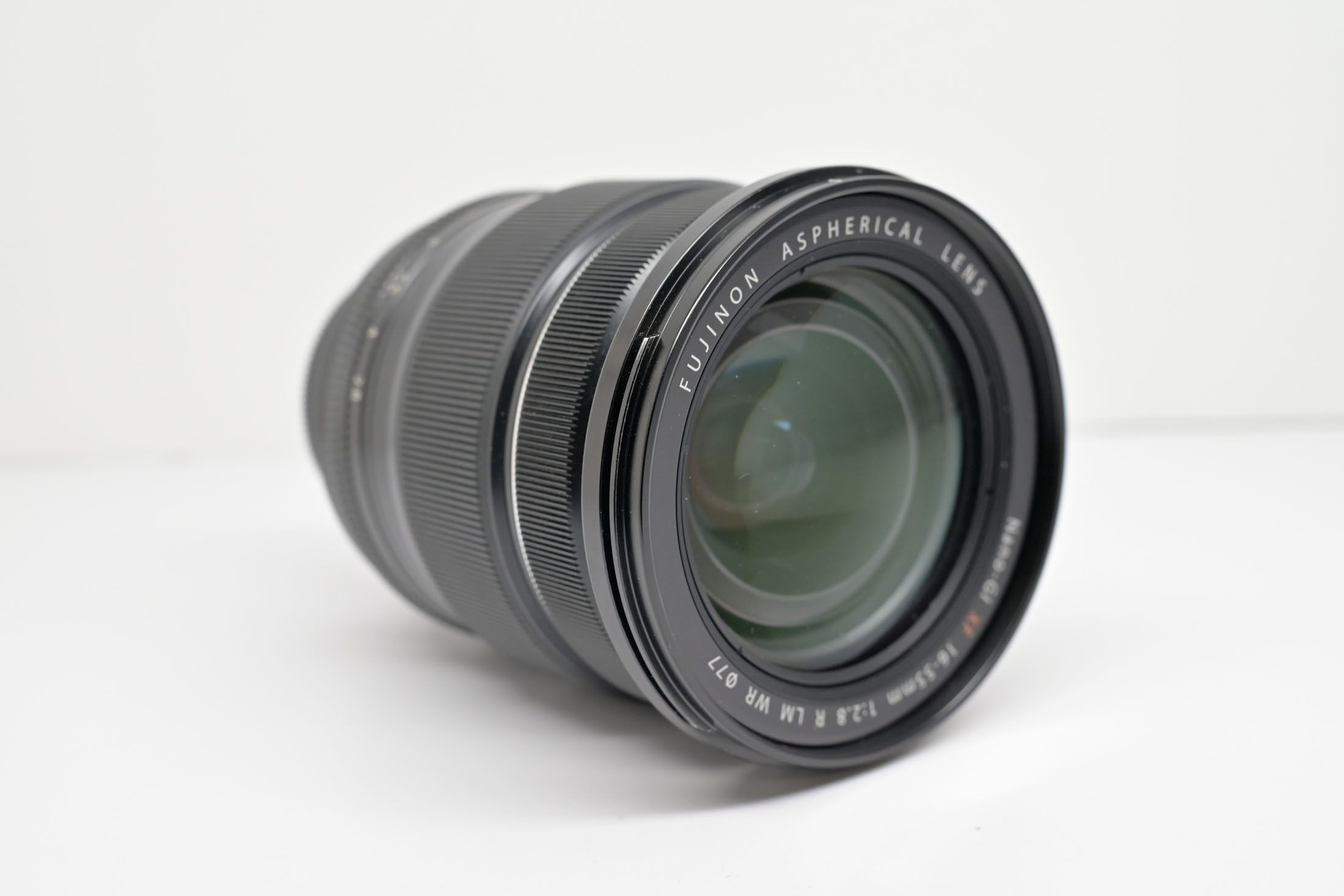 Fujifilm XF 16-55mm F 2.8 Fujifilm XF 16-55mm F 2.8