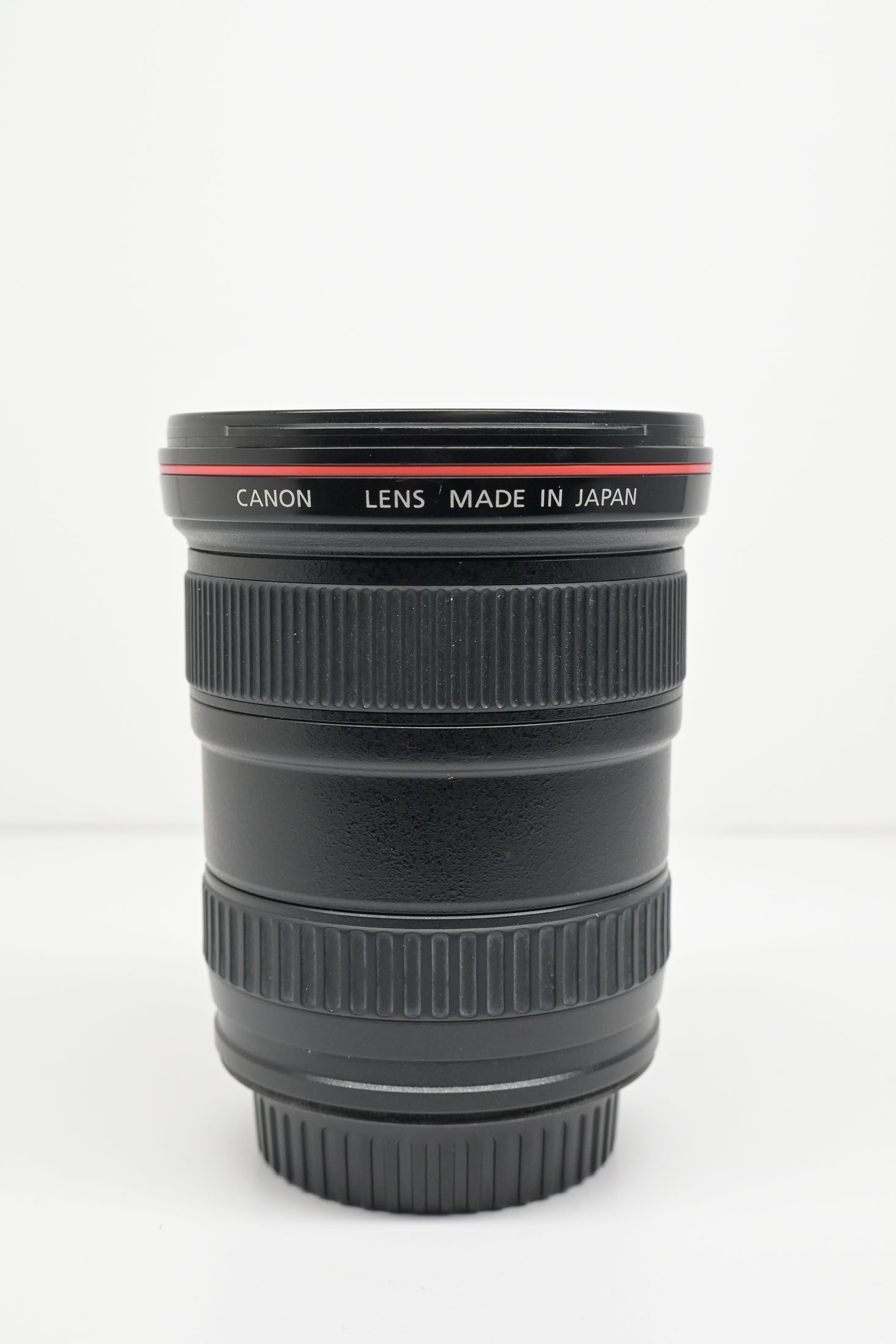 Occ. Canon EF 17-40 mm F4.0