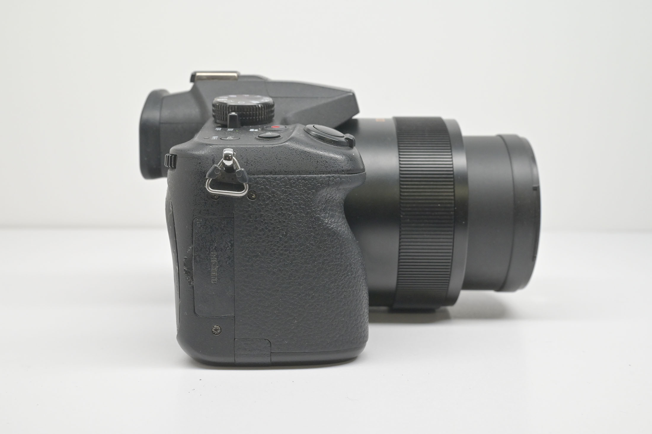 Occ. Lumix DMC-FZ1000  *643*